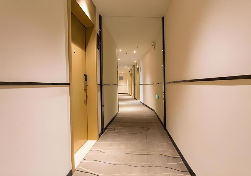 City Comfort Inn Qinzhou Port District Central Square Longmen  Extérieur photo